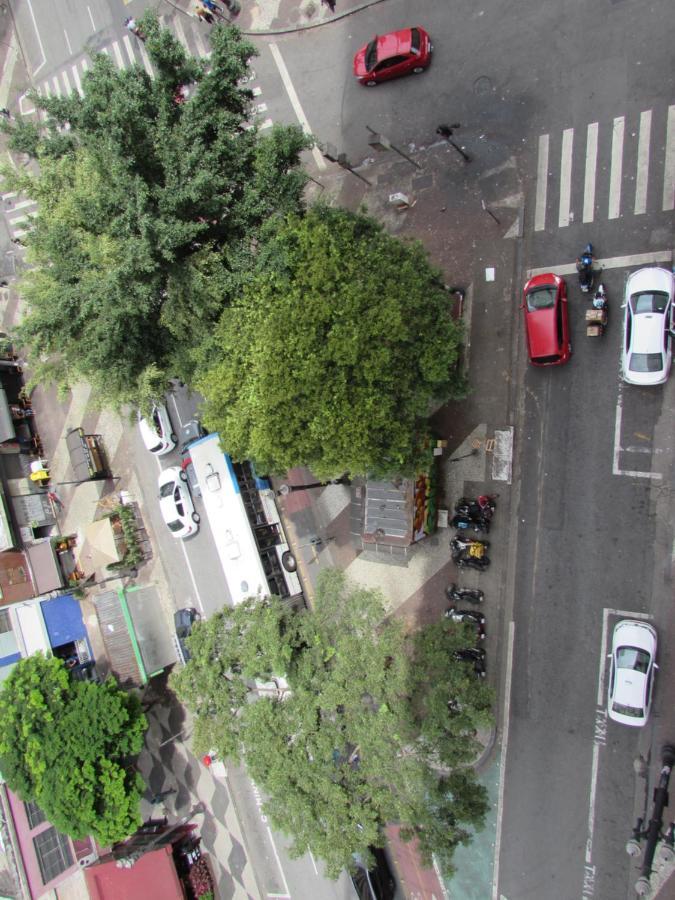 Nebias Palace Hotel Junto Da Avenida Ipiranga Com Sao Joao Em Frente Ao Bar Brahma Sp サンパウロ エクステリア 写真